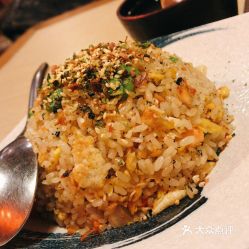 三文鱼牛油果炒饭