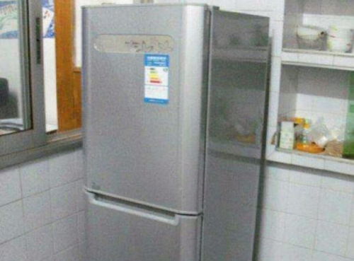 冰箱除臭剂怎么清理